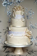 Cakes from Sweet Tiers Cakes 1075240 Image 0